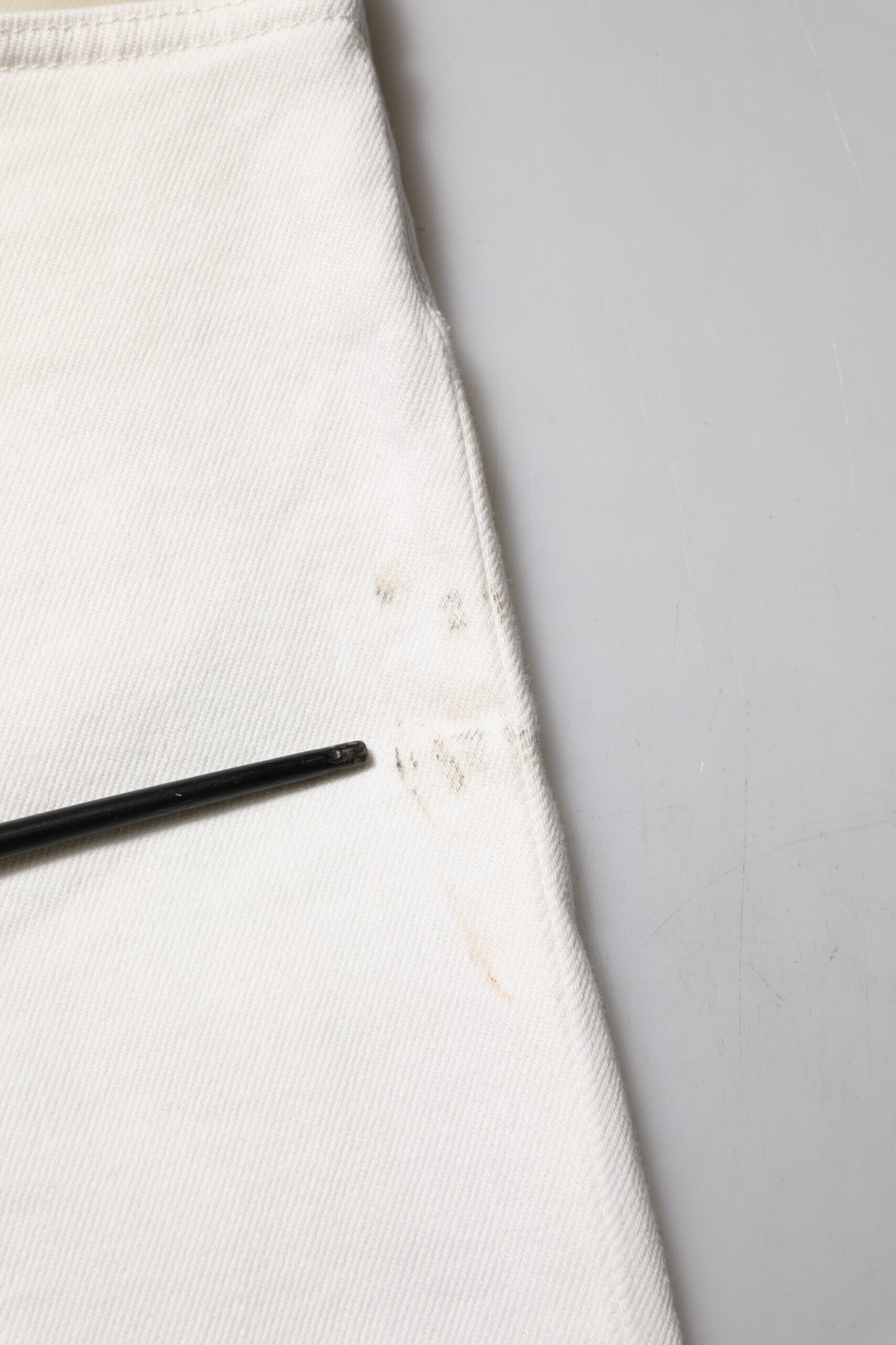 White Cotton Logo Plaque Slim Fit Denim Jeans