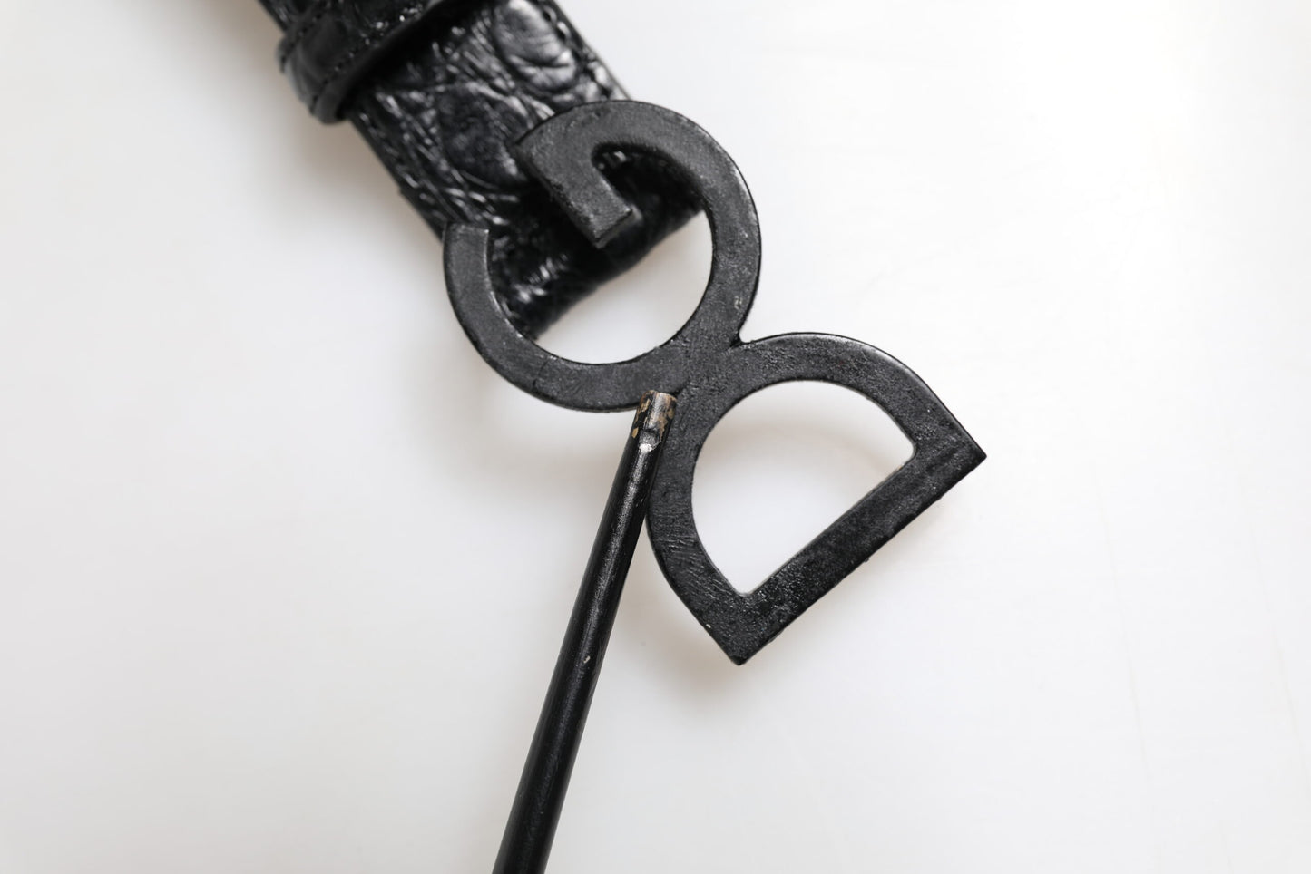 Black Leather Classic Metal DG Buckle Belt