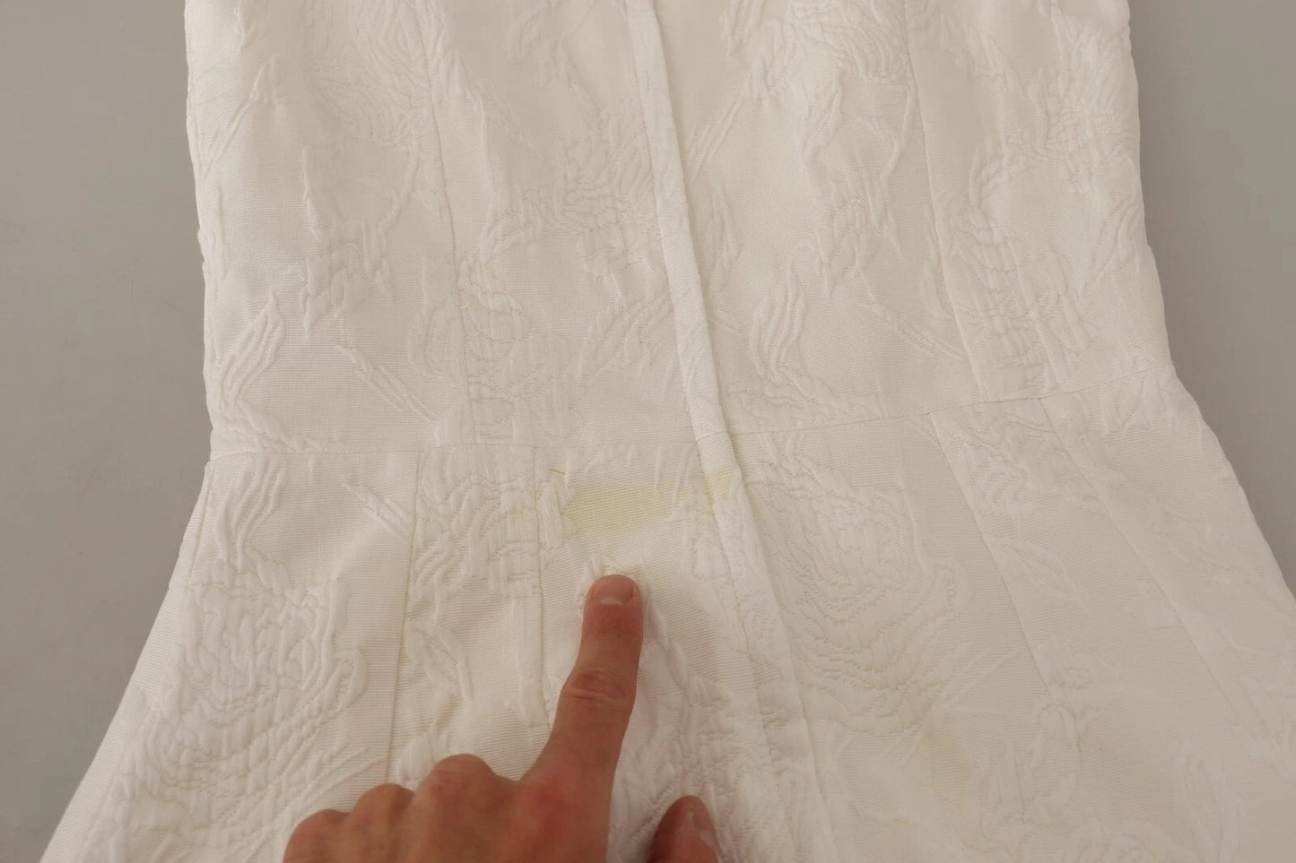 White Floral Sleeveless Sheath Mini Dress