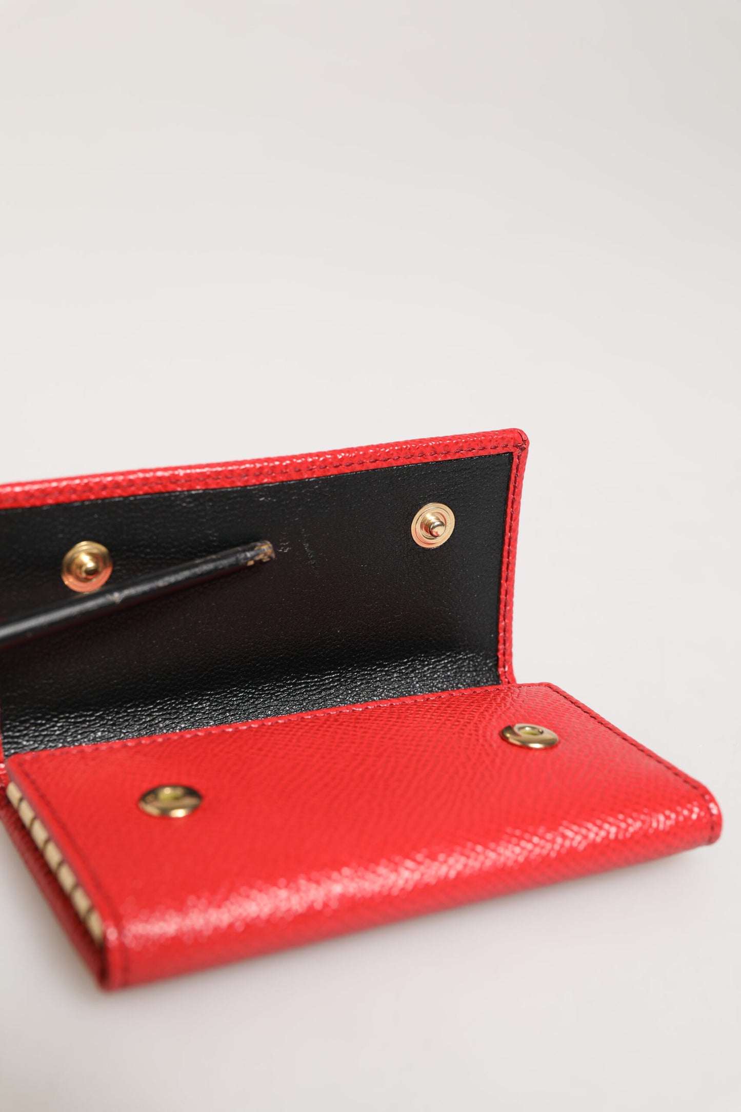 Red Leather Silver Metal Logo Plaque Trifold  Key Holder